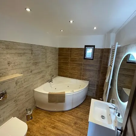 Kukorica Csarda 住宿加早餐酒店