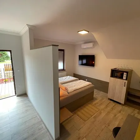 住宿加早餐酒店 Kukorica Csarda 3*