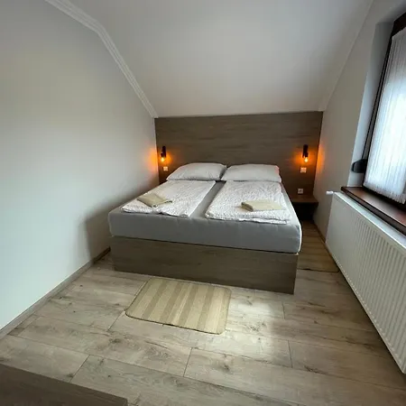 Kukorica Csárda Bed & Breakfast Balatonujlak