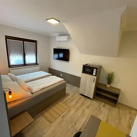 Kukorica Csarda Balatonujlak