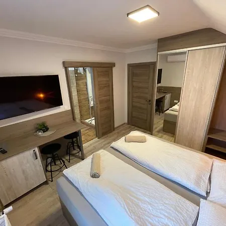 Kukorica Csarda Balatonujlak