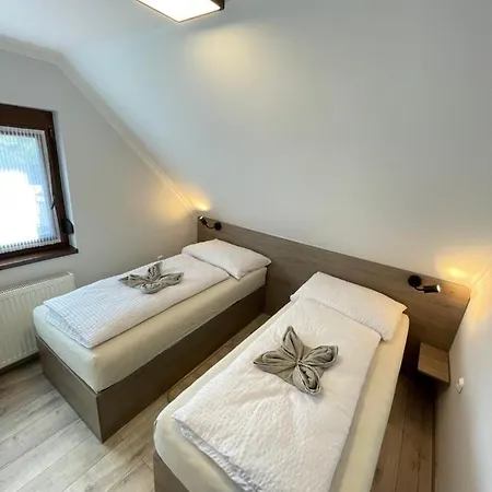 Kukorica Csarda Couette-café 3*