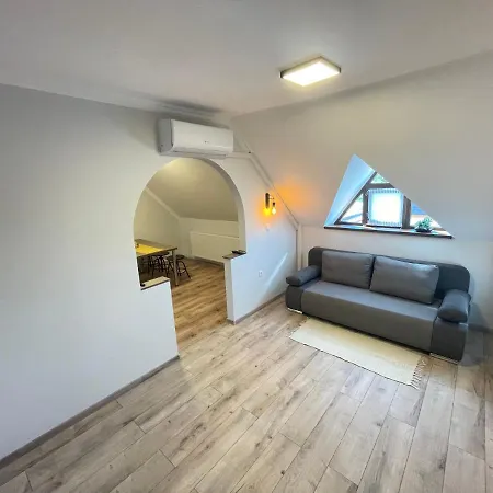 Bed & Breakfast Kukorica Csárda 3*