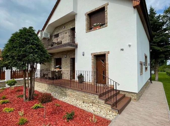 Kukorica Csarda Balatonujlak