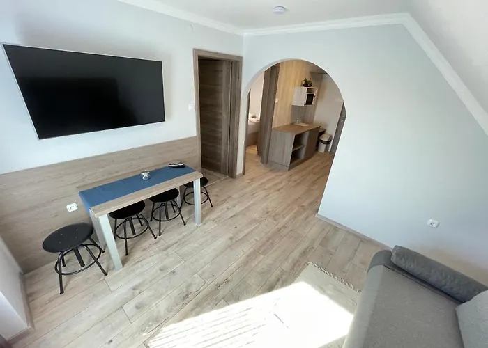 Bed & Breakfast Kukorica Csárda 3*